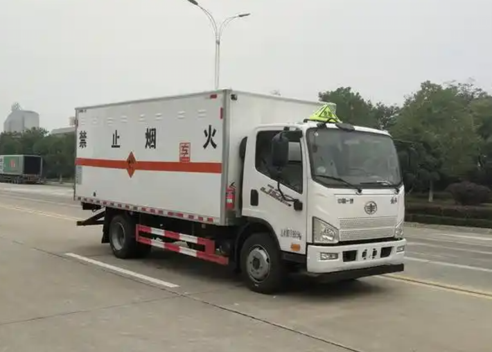米易爆破器材运输车可以上高速吗？