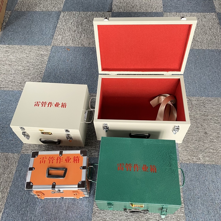 米易爆破工程作业箱如何选择？玻璃钢与传统材质的全面对比